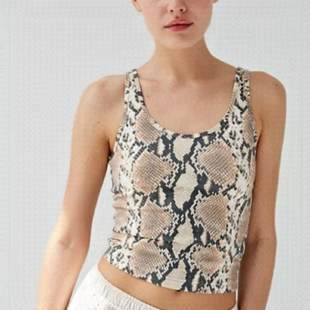 Aritzia TNA Tank Top